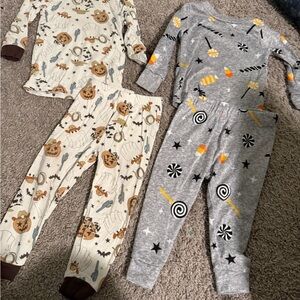 Kids Halloween Pajama Set - Gray and Cream- cowboy ghosts- 12 month